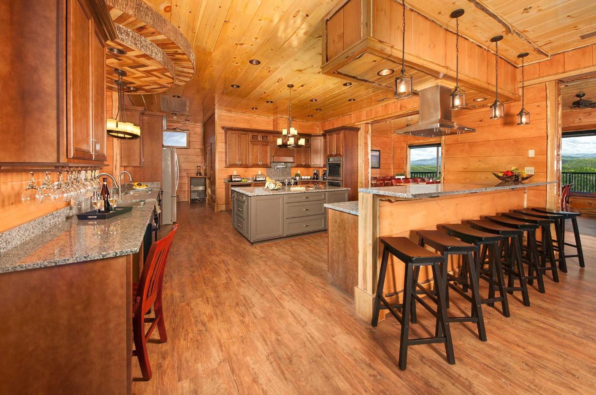 Skyview Mansion:13Bdrm, 17Bath, Sleeps 70, Indoor Pool, Amazing Views Villa Pigeon Forge Dış mekan fotoğraf
